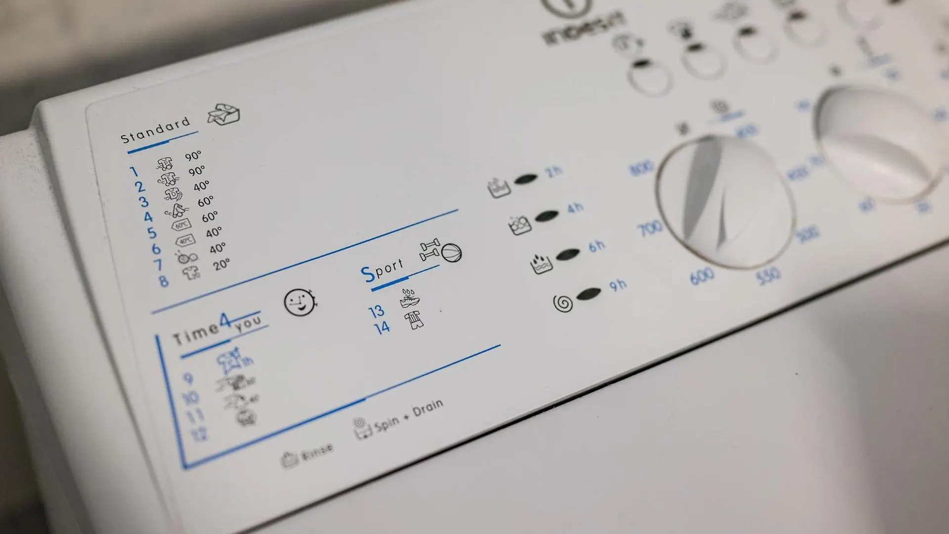 Roma 23, Smartstay ロッツァーノ アパート